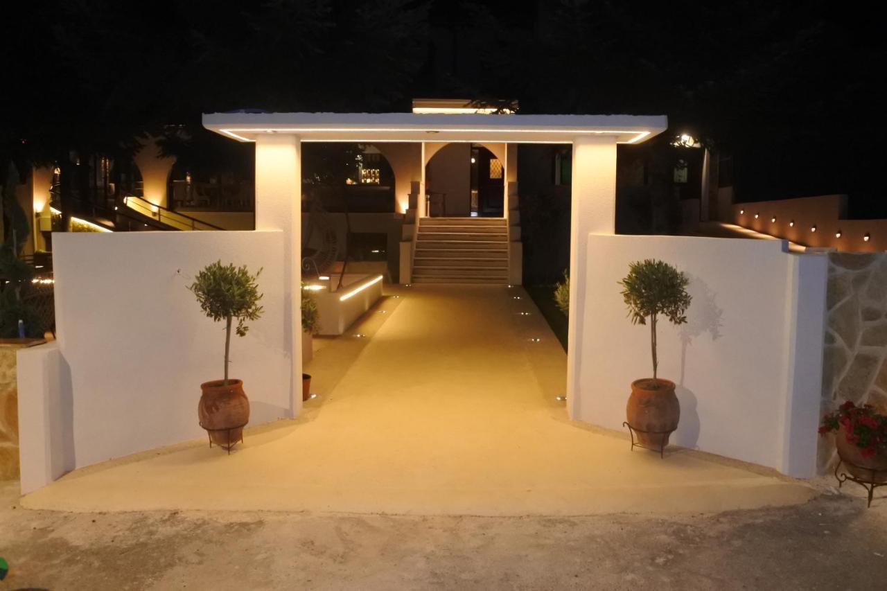 Hotel Konaki Arnaia Exterior photo