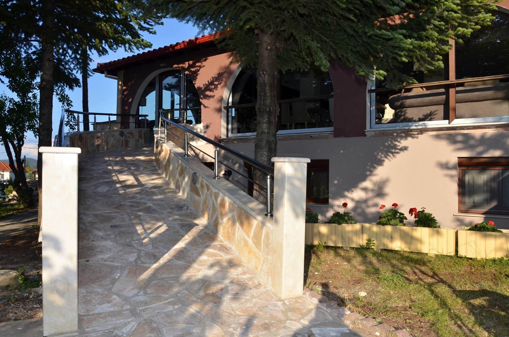 Hotel Konaki Arnaia Exterior photo